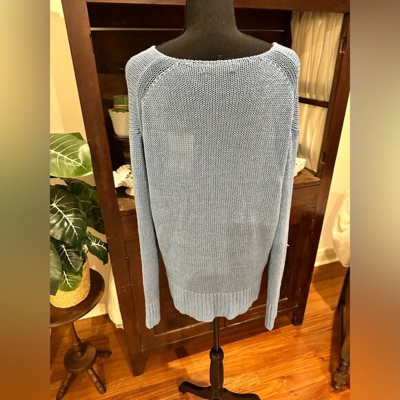 Theory V-Neck Sweater in Knit Linen - Picture 5 of 14